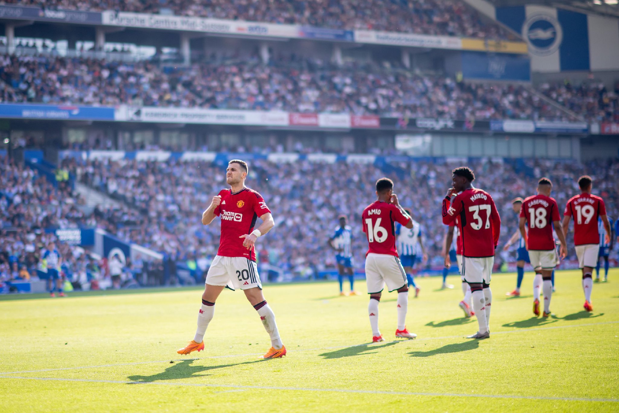 这位来自白 这位来自白