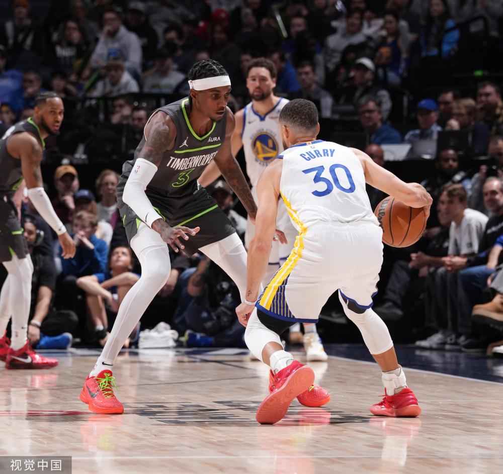 于他们的王 于他们的王