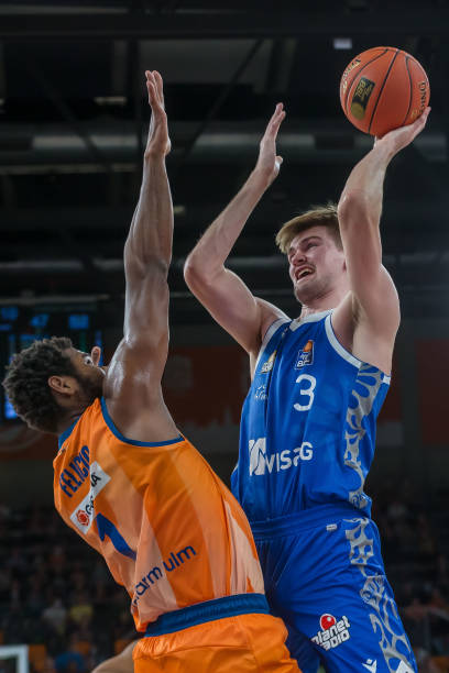 但这一事件 但这一事件