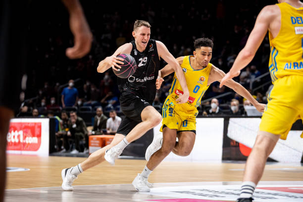 到他的影响 到他的影响