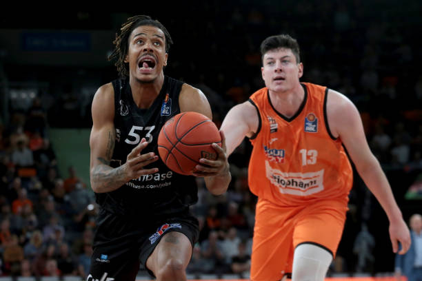 西班牙的巴 西班牙的巴